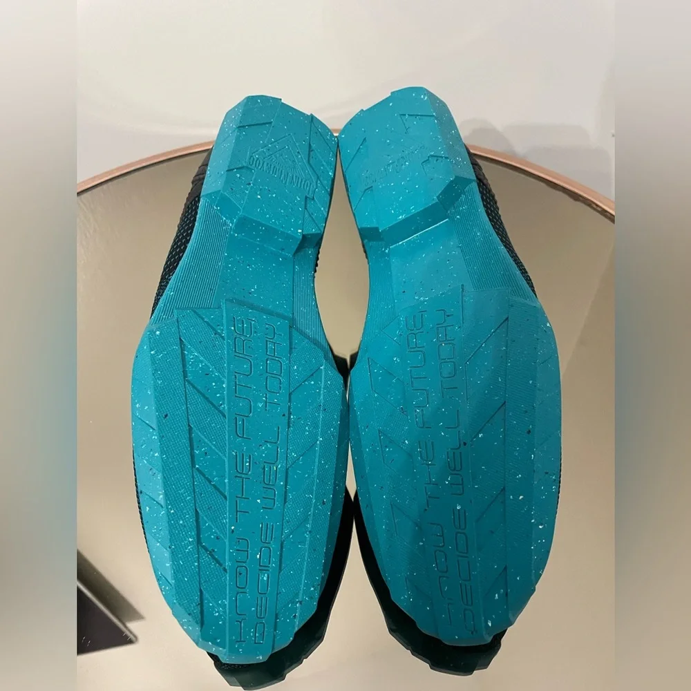 John Fluevog new without